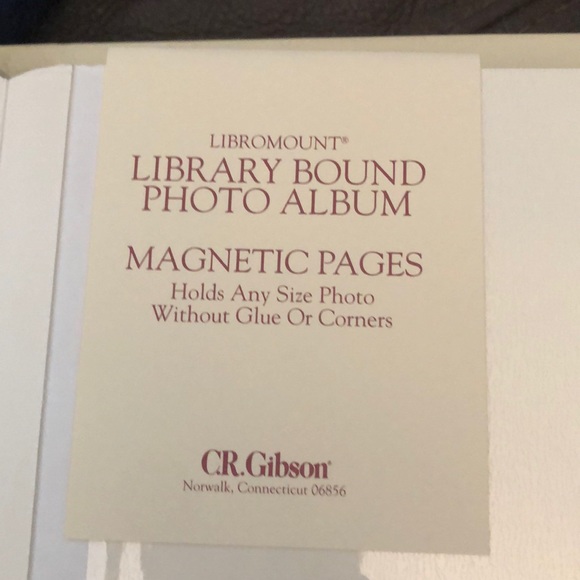 Wedding library bound photo album with magnetic pg - Picture 2 of 4